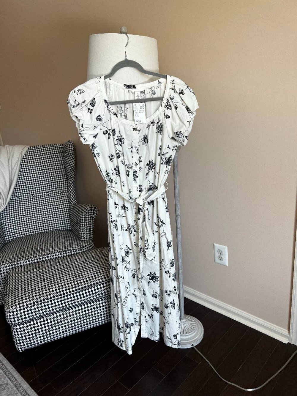 NWT H&M 100% Cotton Black & White Floral Midi Dress Size S